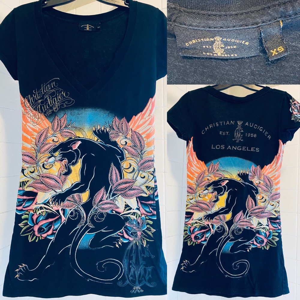 Christian Audigier Short Sleeve VNeck T Shirt SzXS
